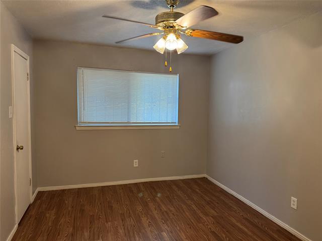 Building Photo - 10422 Castlerock Dr