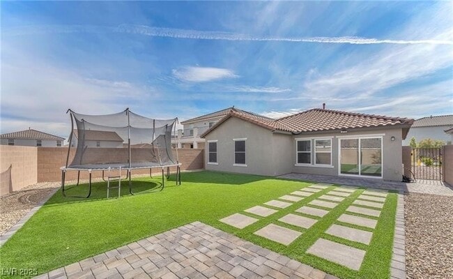 Building Photo - 8106 Guadiano Ave