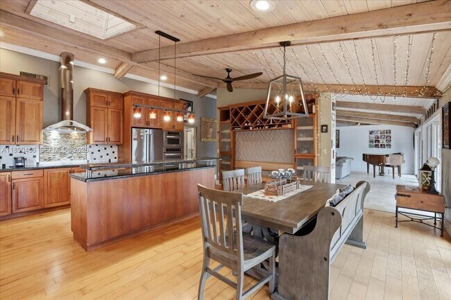 Building Photo - 960 Bayberry Point Dr