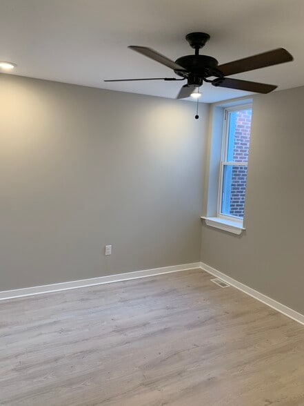 Secong Bedroom - 1817 Ashley St