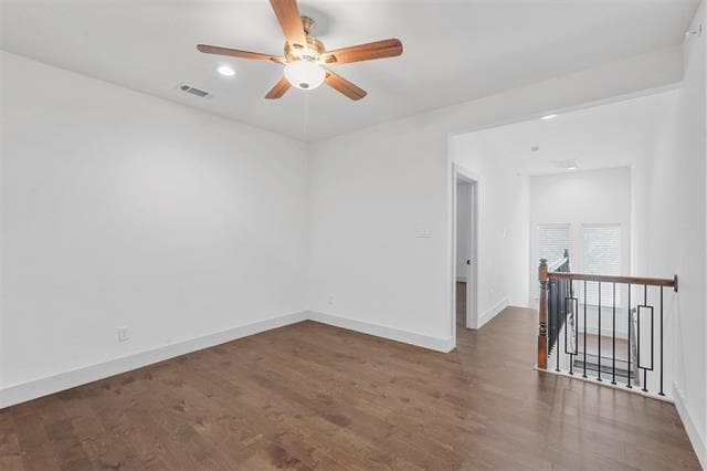 Building Photo - 6059 Rivendell Dr