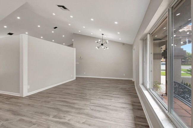 Building Photo - 9953 Majestic Way