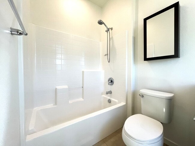 Building Photo - 3105 Marigold Cir