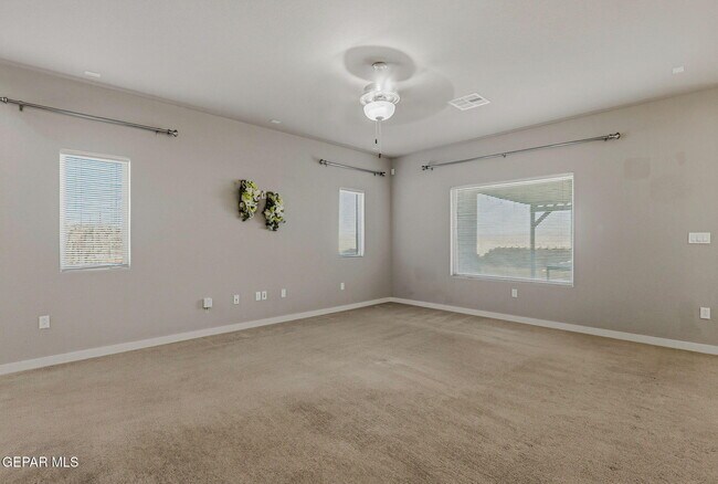 Building Photo - 3328 David Palacio Dr