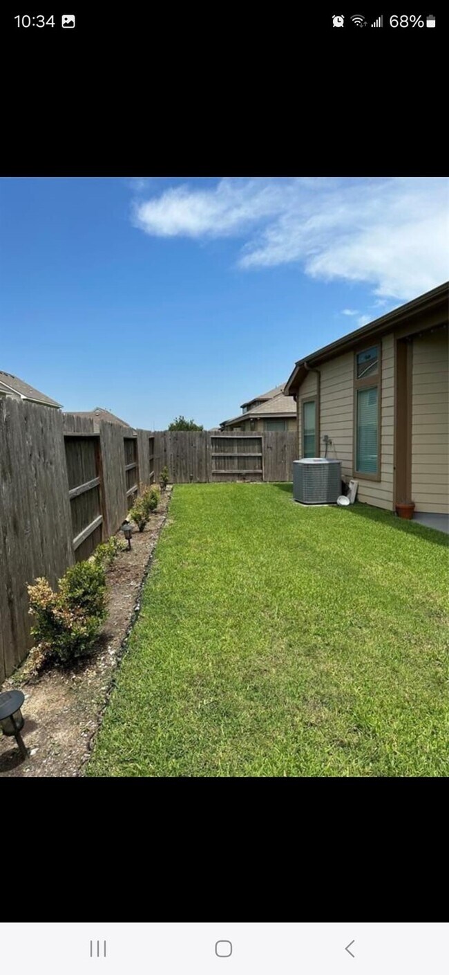 Building Photo - 4219 Kendall Rock Ln