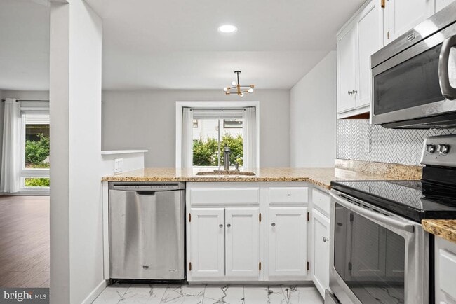 Building Photo - 18616 Pier Point Pl