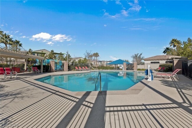 Building Photo - 8924 Willow Break Ave