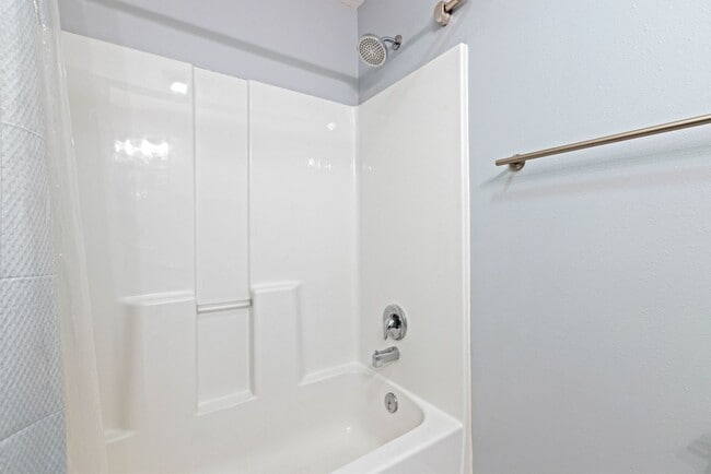 Building Photo - 4-Bed 2-Bath Hidden Gem on a Quiet Cul-de-Sac in Idaho Falls – Move-In Ready!