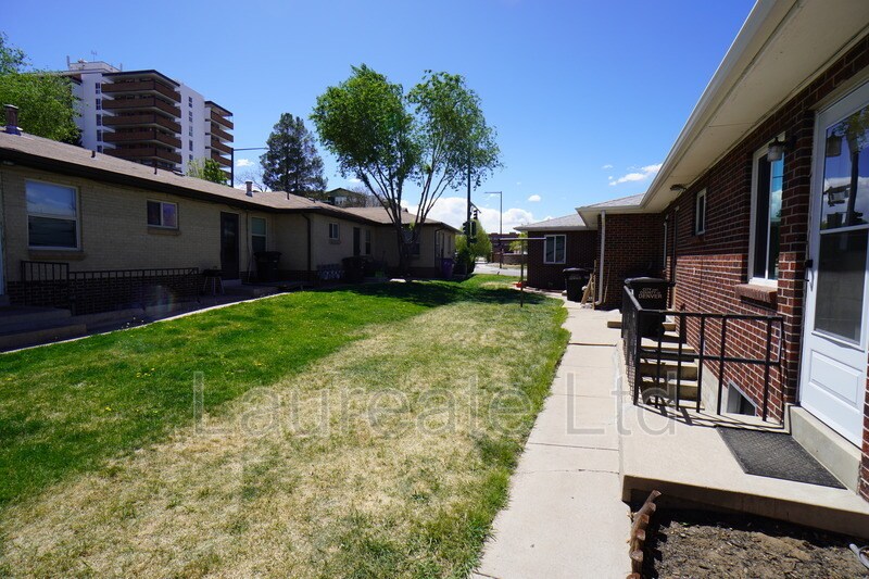 Building Photo - 4475 E Yale Ave