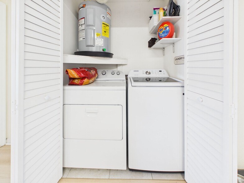 Laundry - 1411 E 109th Ave