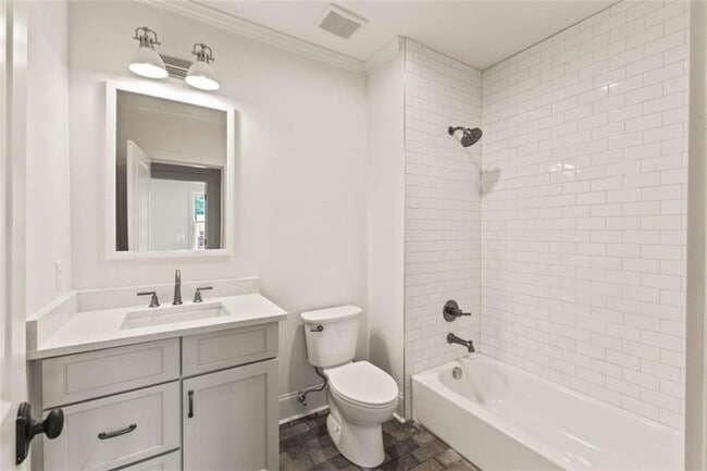 Building Photo - 117 McKnight Dr