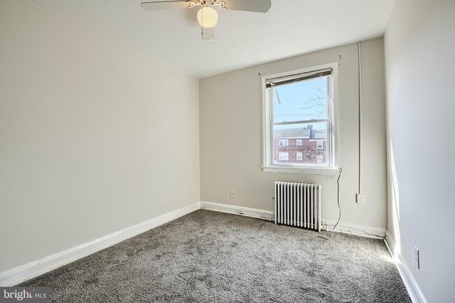 Building Photo - 5626 Midwood Ave