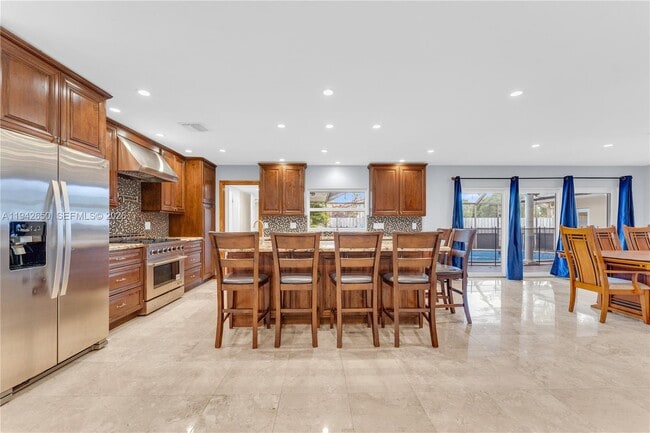 Building Photo - 601 N 44th Ave