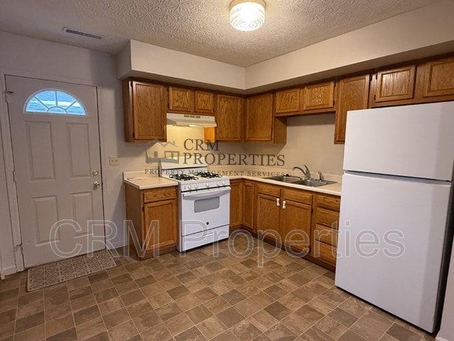 Building Photo - 1908 N Apperson Way