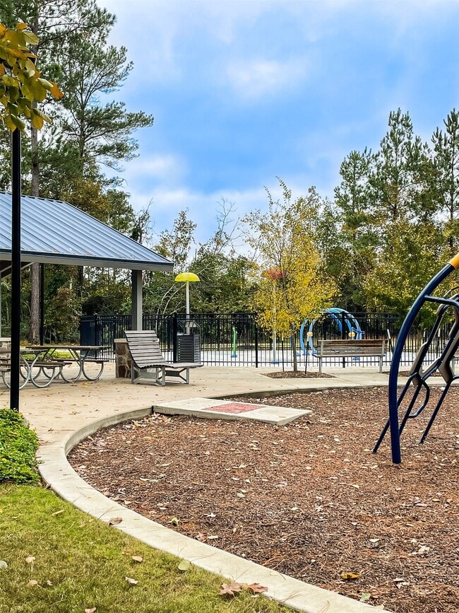 Building Photo - 132 Pine Bend Ct