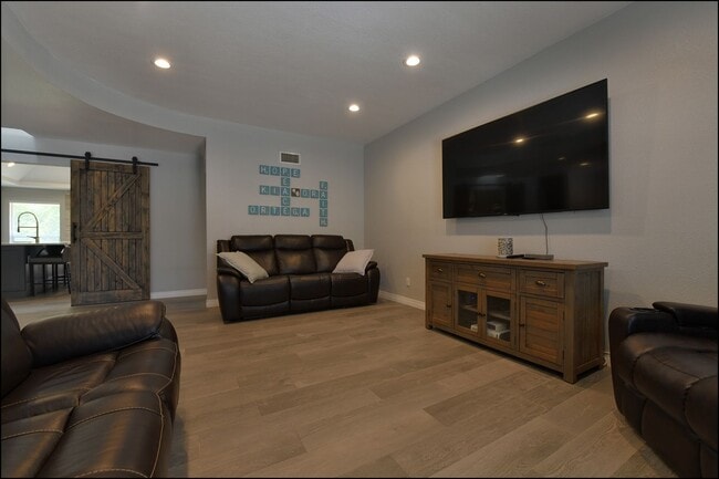 Building Photo - Coming Soon!