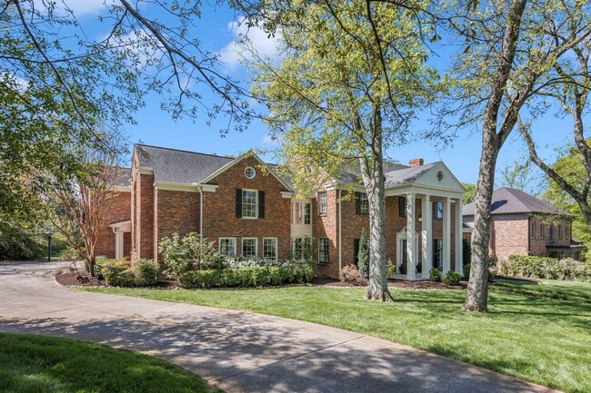Building Photo - Extremely RARE opportunity in Green Hills