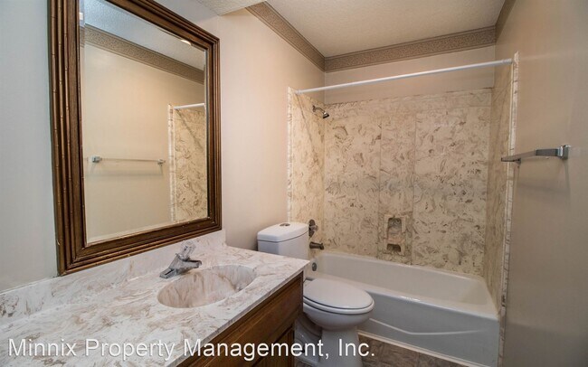 Building Photo - 2 br, 2 bath House - 5805  2nd St.