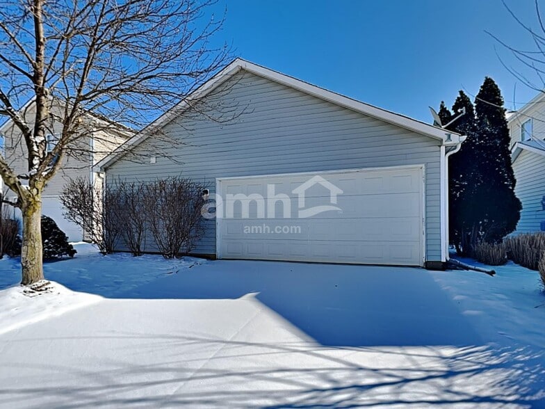 Building Photo - 14345 Banister Dr