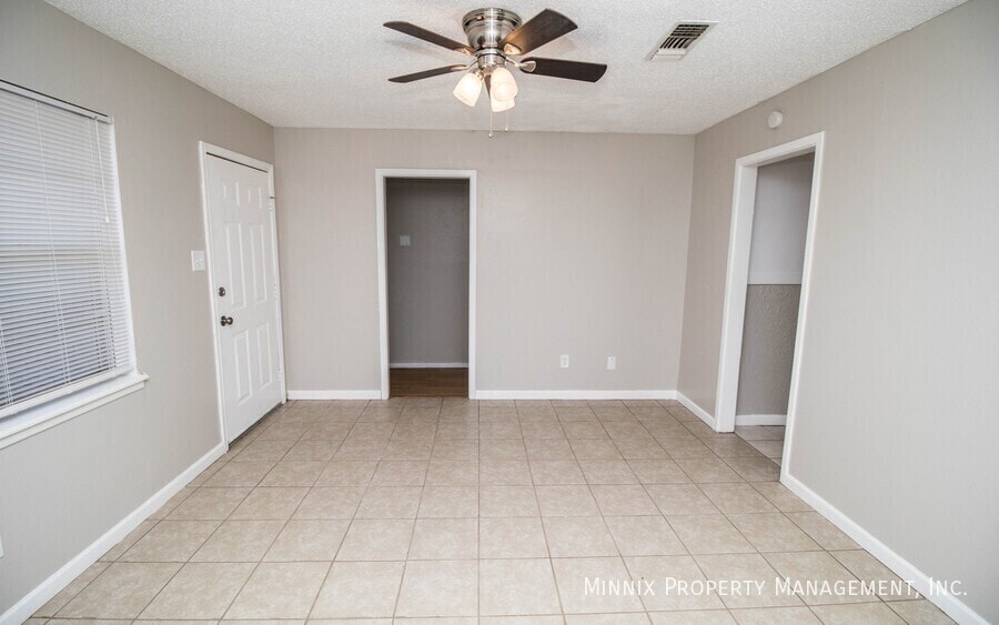 Building Photo - 4825 53rd St