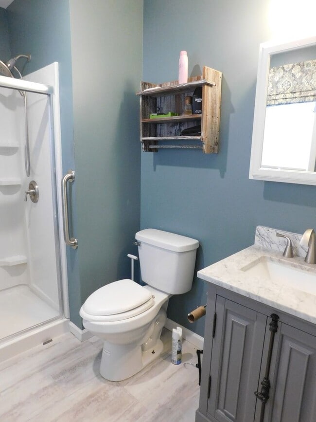 Building Photo - 103 Boatswain Dr