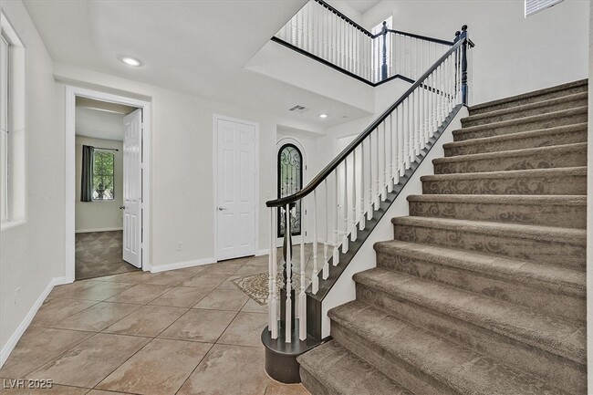 Building Photo - 3141 Degas Tapestry Ave