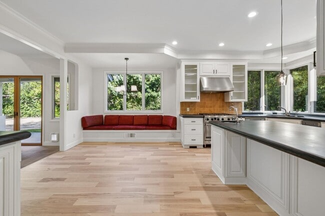 Building Photo - 7BR / 6BA Los Altos Home with Elevator, 3-Car Garage & EV Charging