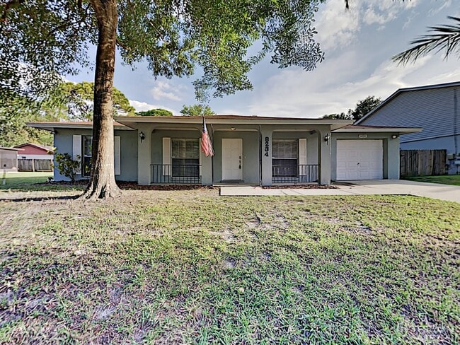 Primary Photo - 8234 Vassar Cir