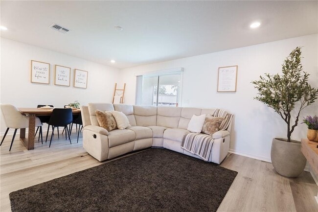 Building Photo - 2884 Idyll Lks Cir