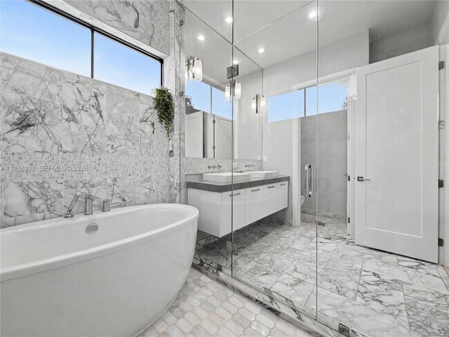 Building Photo - 8222 NW 51st Terrace