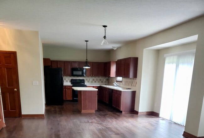 Building Photo - 7322 Lavender Ln