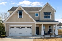 Building Photo - 115 Hampton Dr