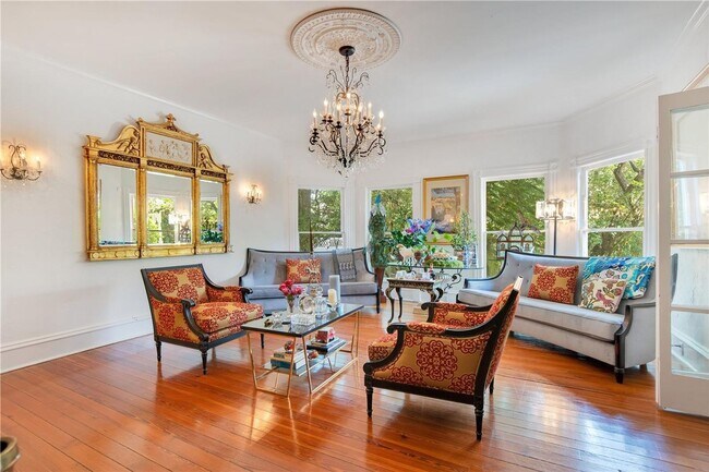 Building Photo - Queen Anne Victorian Estate