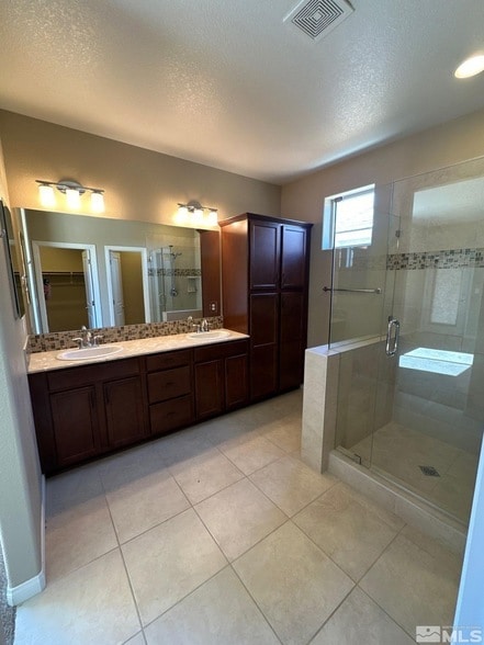 Building Photo - 6016 Barrett Ct