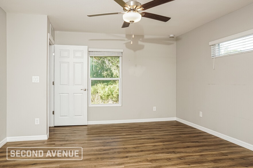 Building Photo - 18396 Moonshadow Ave.