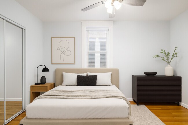 Building Photo - 4247 W Melrose St