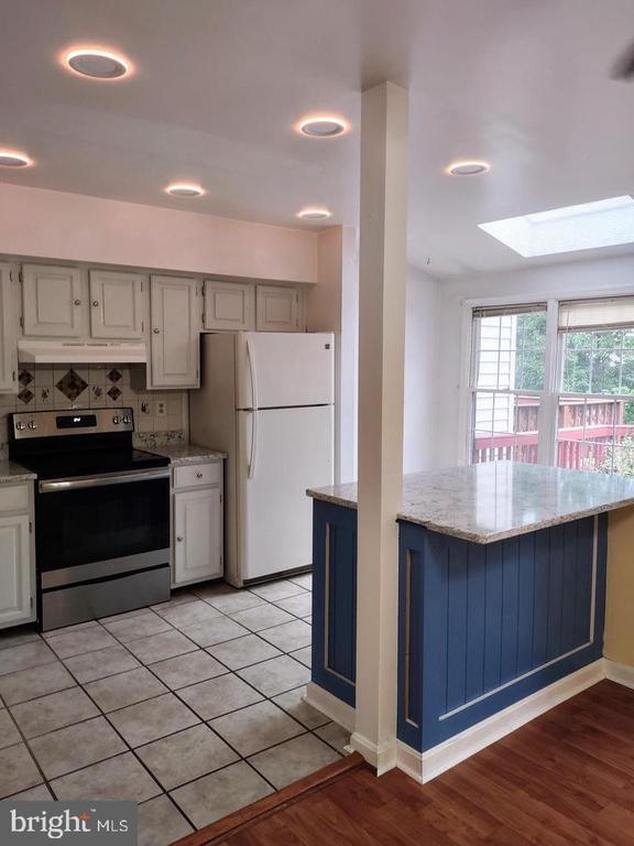 Building Photo - 10810 Campaign Ct