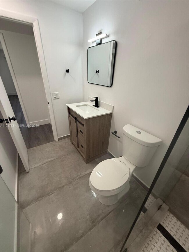 Building Photo - 6960 Miami Gardens Dr