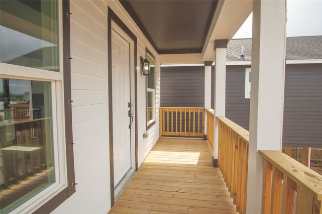 Building Photo - 835 22nd St