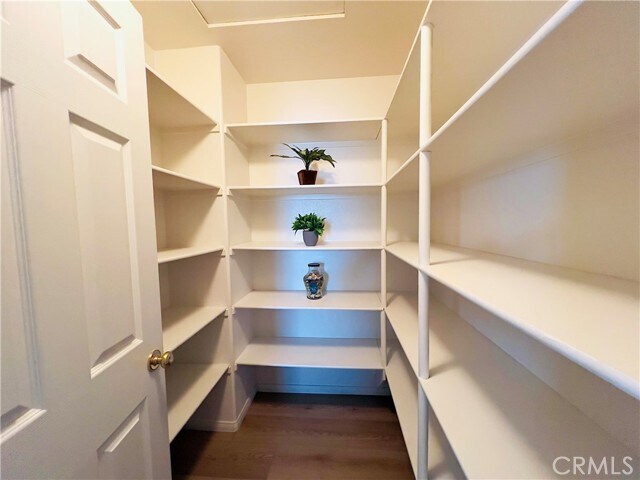 Building Photo - 17231 Greentree Dr