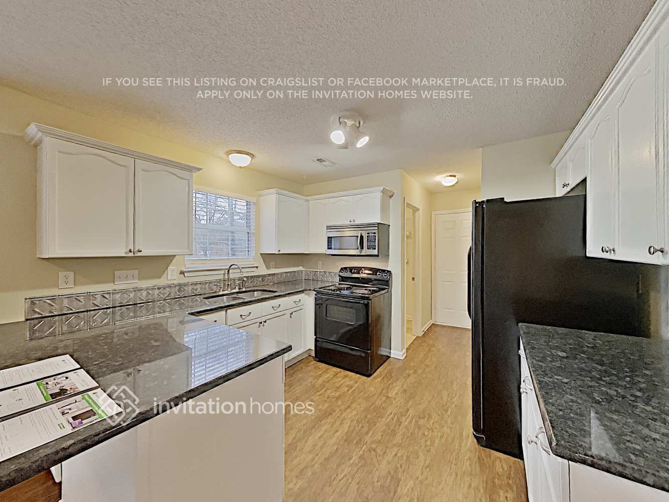 Building Photo - 5909 Creft Cir