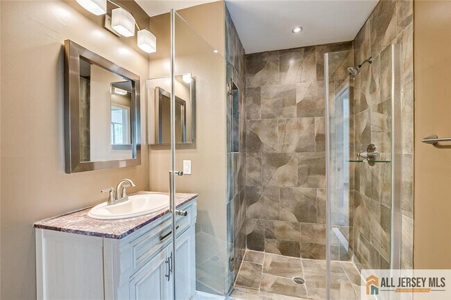 Building Photo - 298 Wimbeldon Ct