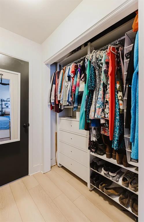 Building Photo - 909 Reinli St