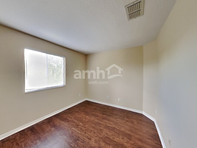 Building Photo - 1519 Swamp Rose Ln