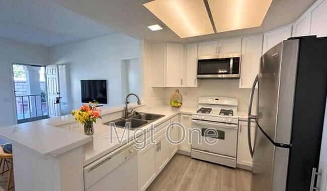 Building Photo - 18902 Canyon Hill Dr