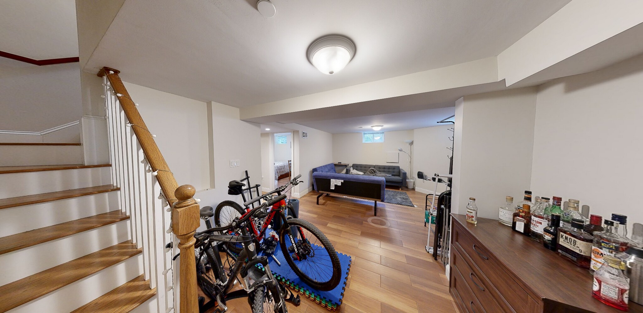 Building Photo - 16 Marney St