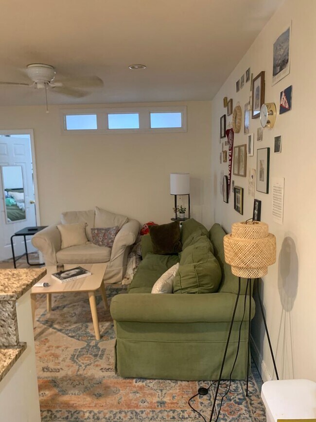 Building Photo - 3 BED RIGHT ACROSS FROM B.U. ~~ HEAT & HOT WATER INCLUDED