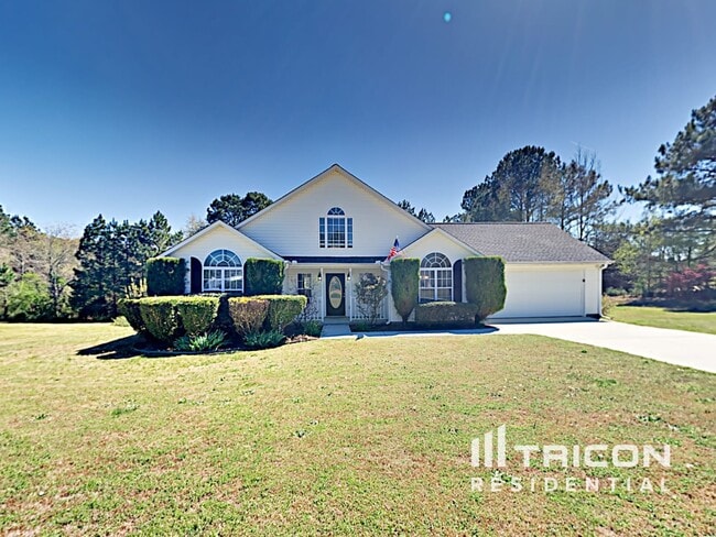 Building Photo - 2051 Meadowglen Ln