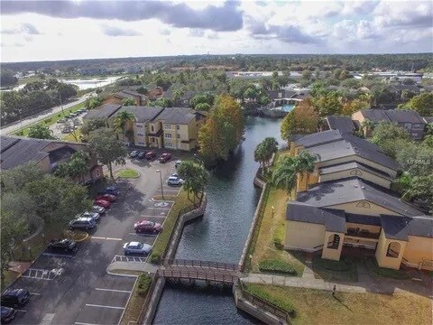 Building Photo - 4560 Commander Dr