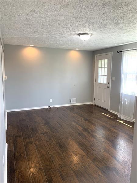 Building Photo - 3768 W 5th Ave